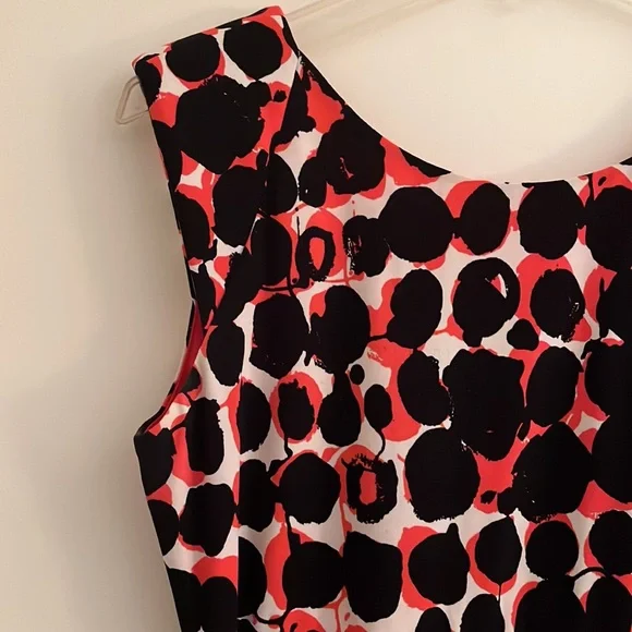 Nine West Red/Black/White Patterned Dress - Size 8! - Picture 2 of 7